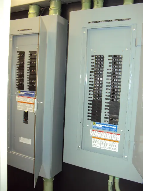 Tableros eléctricos instalados